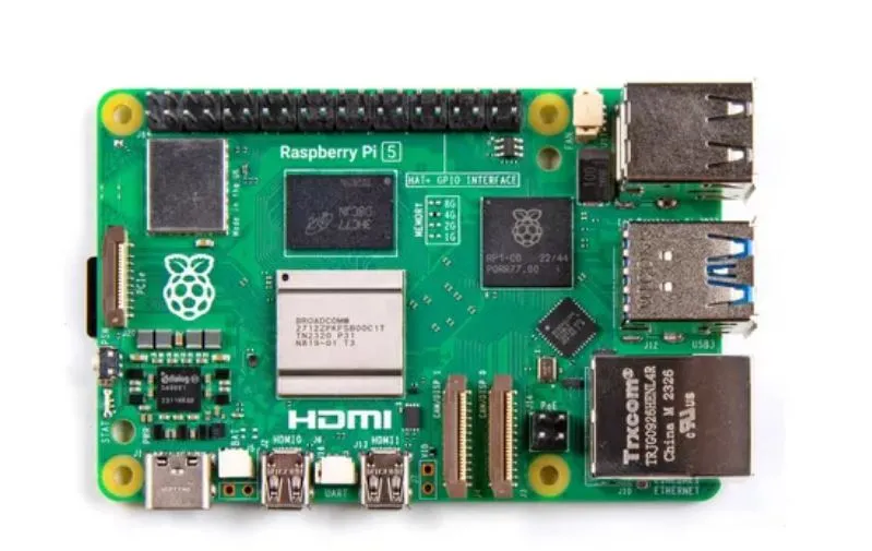 KIT RPI5 4GB OFICIAL - Imagen 1