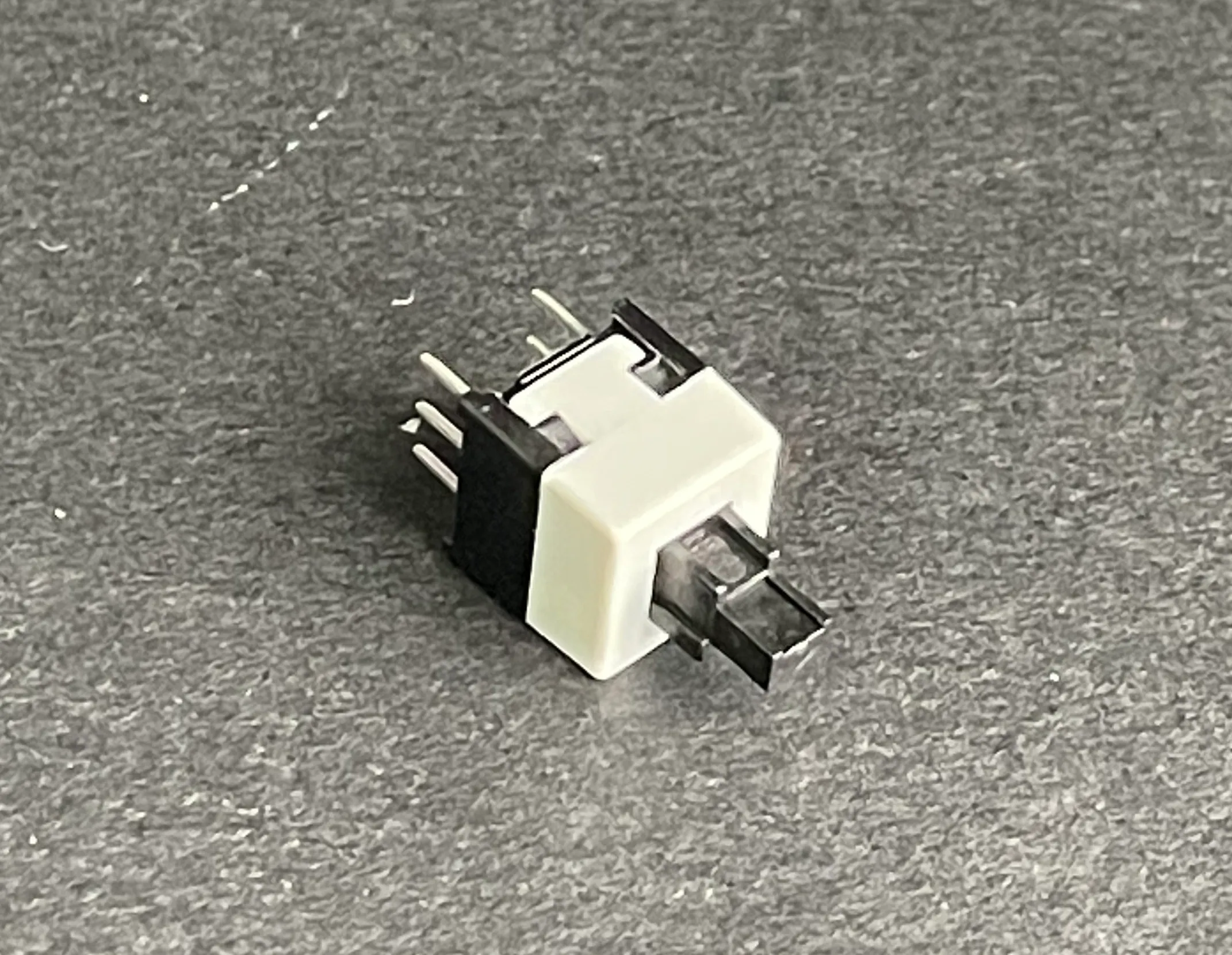 PULSADOR 8.5X8.5MM - Imagen 1
